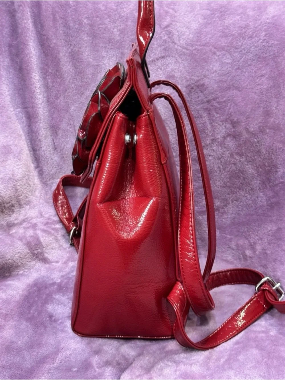Danielle Nicole Disney Red Rose Beauty and the Beast Backpack - Picture 7 of 10